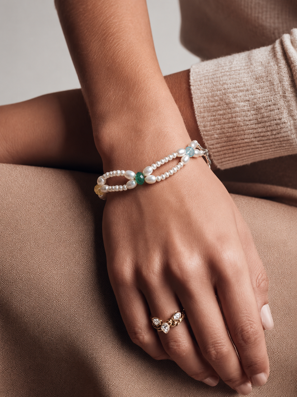 Freshwater Pearl & Gemstone Bracelet